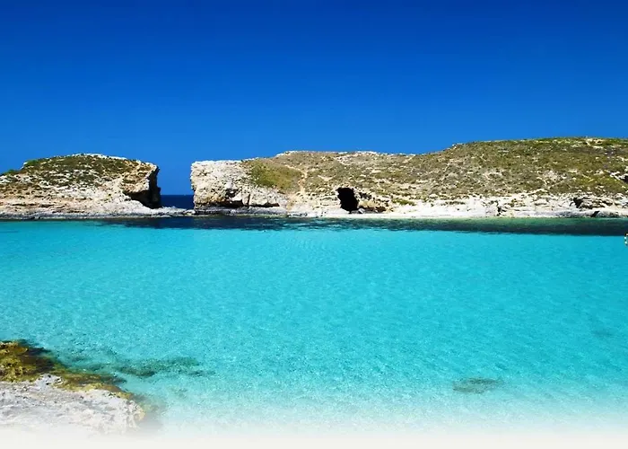 Sleek 2br By The Promenade Apartament