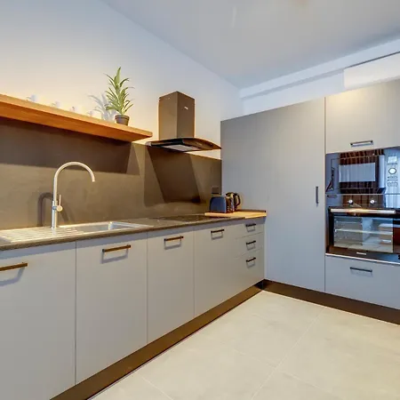 Appartement Sleek 2br By The Promenade Sliema