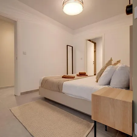 Sleek 2br By The Promenade Appartement *