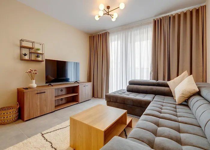 Sleek 2br By The Promenade * Sliema
