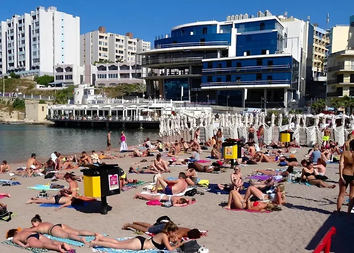 Apartamento Sleek 2br By The Promenade