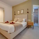Sleek 2br By The Promenade * Слима